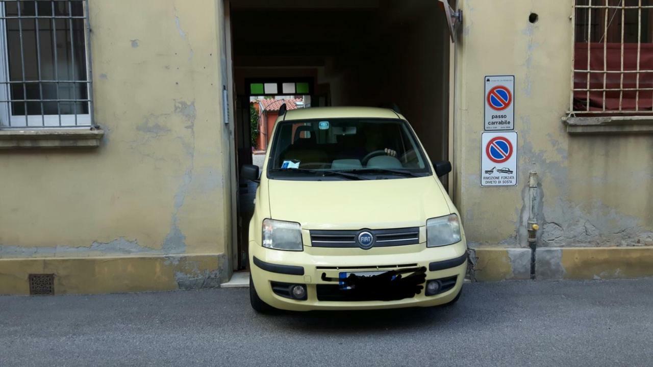 Carlo Mayr Apartment فيرّارا المظهر الخارجي الصورة