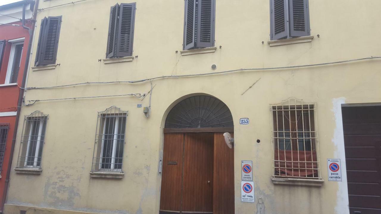 Carlo Mayr Apartment فيرّارا المظهر الخارجي الصورة
